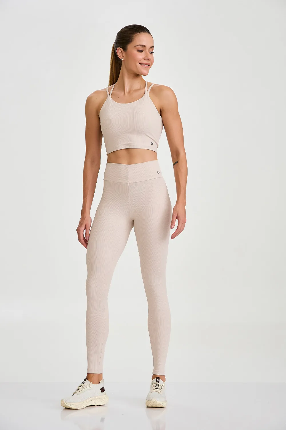 Calça Legging Canelada com Levanta Bumbum